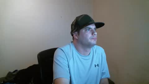 Snapshot of goleafzgo chatting on 01.15.26 goleafzgo online show from 01.15.26