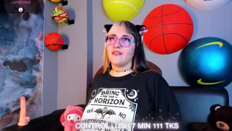 Snapshot of gomory_kitty chatting on 05.05.26 gomory_kitty online show from 05.05.26