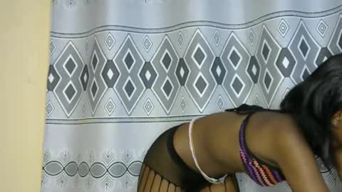 Snapshot of good_feeling_ chatting on 10.10.25 sexybaddie online show from 10.10.25