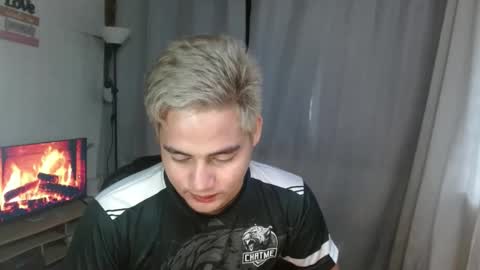 Snapshot of goodcaresweetboy chatting on 12.31.24 FORD online show from 12.31.24