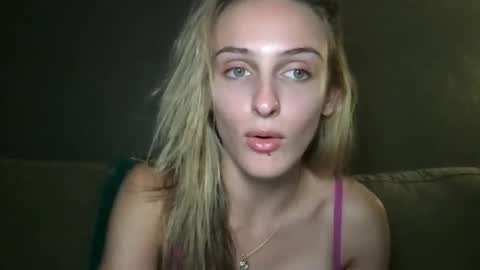 goodgirlliv online show from 10.04.25
