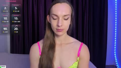 Snapshot of goodnight_kitty chatting on 09.28.25 goodnight_kitty online show from 09.28.25