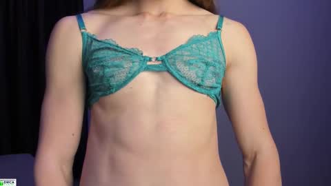 Snapshot of goodnight_kitty chatting on 10.13.25 goodnight_kitty online show from 10.13.25