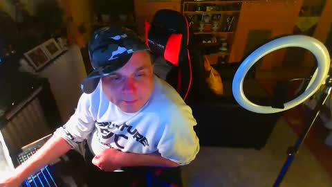 Snapshot of google5001 chatting on 04.27.26 google5001 online show from 04.27.26