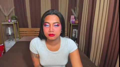 RIANA online show from 04.26.26