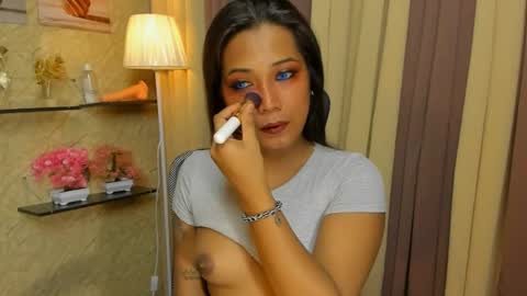RIANA online show from 05.11.26