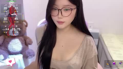 Snapshot of gorgeous_girl33 chatting on 02.26.26 gorgeous girl33 online show from 02.26.26