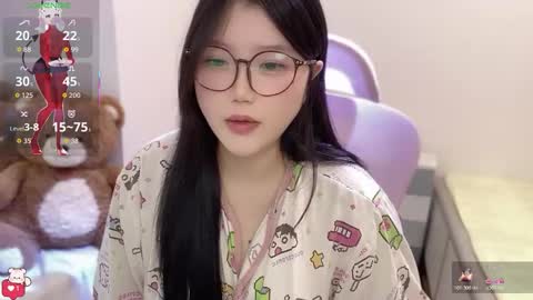 Snapshot of gorgeous_girl33 chatting on 03.03.26 gorgeous girl33 online show from 03.03.26