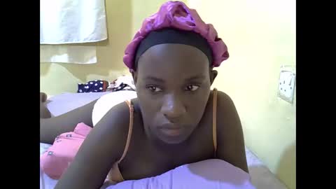 Snapshot of gorgeous_maya1 chatting on 05.12.26 gorgeous_maya1 online show from 05.12.26