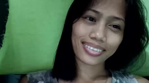 Snapshot of gorgeouspinay_babe chatting on 11.15.25 GorgeousPinay babe online show from 11.15.25