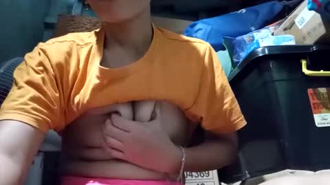 Snapshot of gorgeouspinay_babe chatting on 01.10.26 GorgeousPinay babe online show from 01.10.26