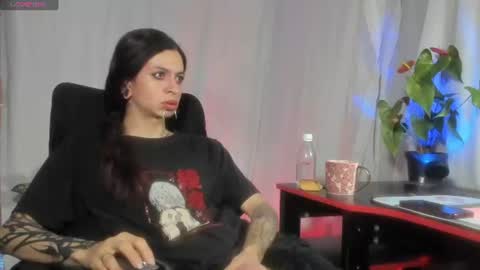Snapshot of goth_ru chatting on 07.17.26 Russ online show from 07.17.26