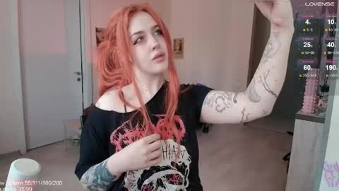 traumfrau Kira angel face devil eyes I SELL A LOT VIDEO IN GALLERY online show from 04.19.26