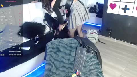 Meredith Alessandra online show from 11.15.25