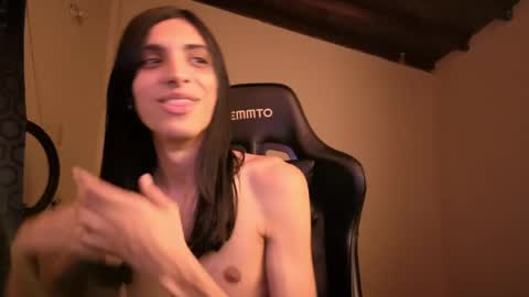 Snapshot of gowther__ chatting on 04.11.26 angelito tu novio online show from 04.11.26