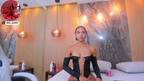 Snapshot of grace_daviss chatting on 09.24.25  GRACE online show from 09.24.25