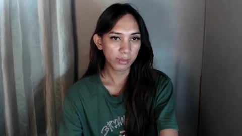 Snapshot of grace_for_youuu chatting on 04.23.26 HoneyGrace online show from 04.23.26