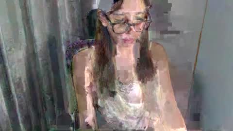 Snapshot of grace_for_youuu chatting on 06.18.26 HoneyGrace online show from 06.18.26