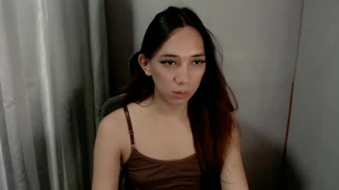 Snapshot of grace_for_youuu chatting on 06.22.26 HoneyGrace online show from 06.22.26