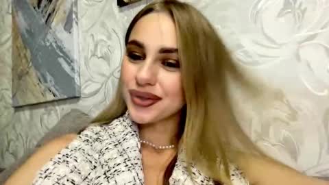 gracetorrezz online show from 09.23.25