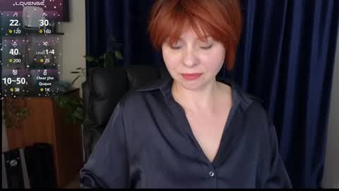 Snapshot of gray_swann chatting on 12.01.24 Ray online show from 12.01.24