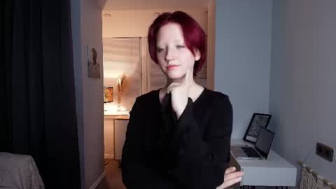 Scarlet online show from 07.17.26