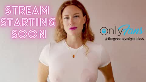 Snapshot of green_eyed_goddess_ chatting on 10.28.25 Green Eyed Goddess online show from 10.28.25