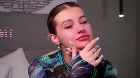 Kelly online show from 11.13.25