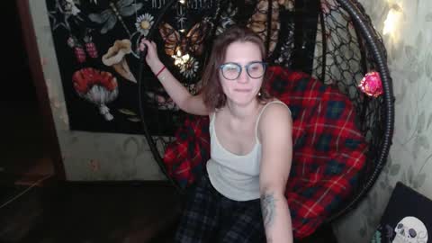 Snapshot of greenwitch9 chatting on 03.04.26 Lina online show from 03.04.26