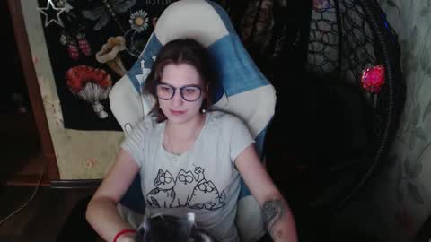 Snapshot of greenwitch9 chatting on 03.17.26 Lina online show from 03.17.26