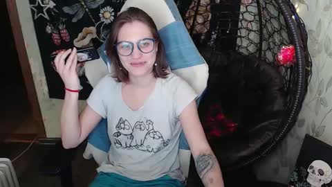 Snapshot of greenwitch9 chatting on 03.19.26 Lina online show from 03.19.26