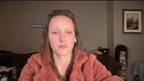 Snapshot of greenxxxqueen chatting on 02.02.25 SexQueen Nikki online show from 02.02.25