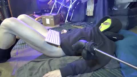 Snapshot of gregbball1 chatting on 12.25.24 electrogee1 online show from 12.25.24