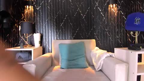 GregorySforza online show from 09.20.25