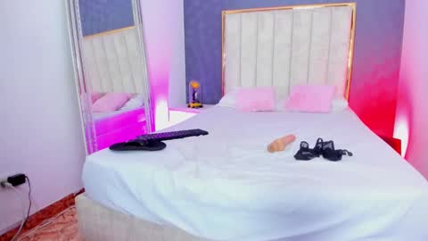 Snapshot of greicyass chatting on 01.22.25 greicyass online show from 01.22.25