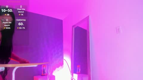 Snapshot of greicyass chatting on 03.06.25 greicyass online show from 03.06.25