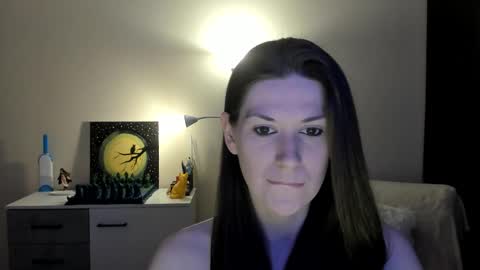 Snapshot of gretamiln chatting on 03.24.26 Greta online show from 03.24.26