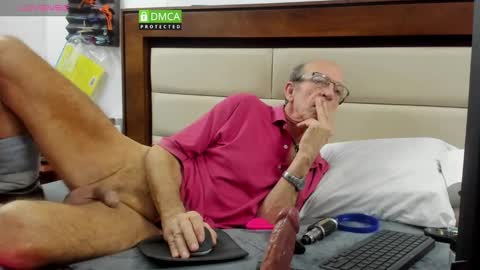 Snapshot of greyishere chatting on 02.27.26 Grey. If viewing your cam I am more likely to stay if you show your face. online show from 02.27.26