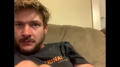 Snapshot of greyvan96 chatting on 09.10.25 Perfectlyaveragesavage online show from 09.10.25