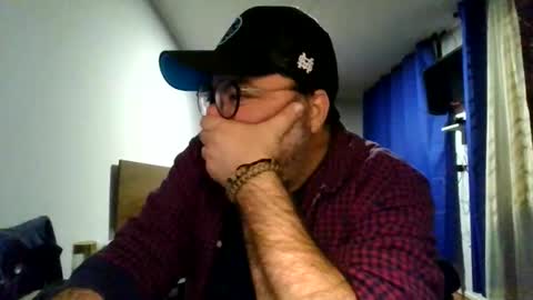 Snapshot of griegozorbatos chatting on 05.25.26 griegozorbatos online show from 05.25.26