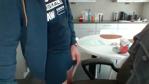 Snapshot of griesie chatting on 02.25.25 Griesie online show from 02.25.25