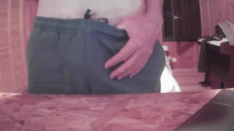 Snapshot of grimbergen123 chatting on 05.25.26 Grim online show from 05.25.26