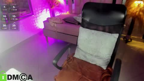    online show from 11.15.25