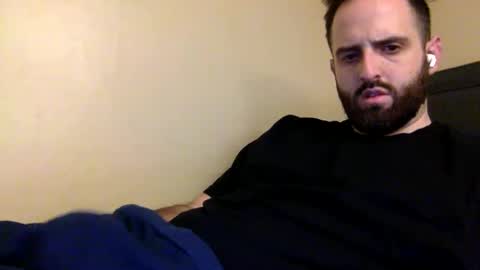 Snapshot of grobs123 chatting on 12.18.24 grobs123 online show from 12.18.24