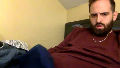 Snapshot of grobs123 chatting on 10.28.25 grobs123 online show from 10.28.25