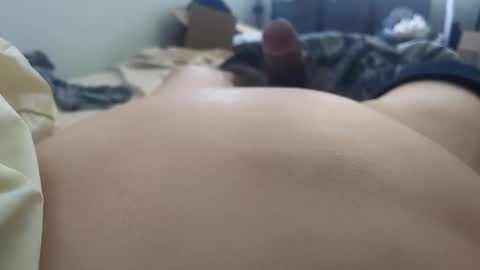 Snapshot of growingcubbear chatting on 02.24.26 growingcubbear online show from 02.24.26