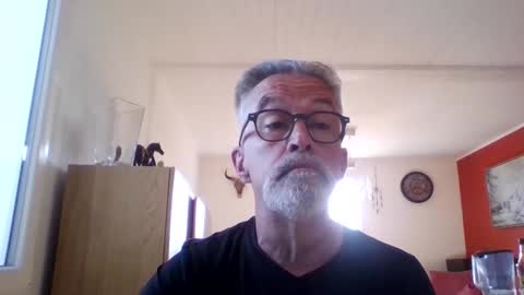 Snapshot of grybear60 chatting on 05.11.26 Grybear online show from 05.11.26