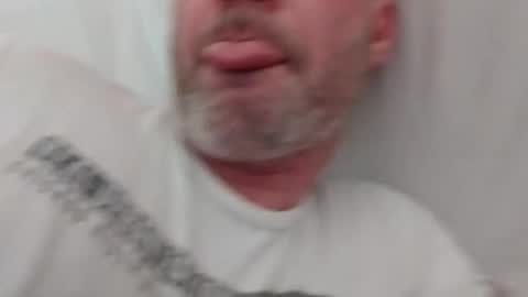 Snapshot of grzegorz34 chatting on 01.31.25 Greg online show from 01.31.25