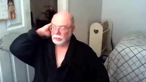 Snapshot of gtnolder60 chatting on 02.13.25 Gary online show from 02.13.25