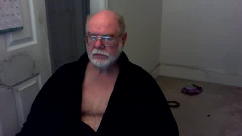 Snapshot of gtnolder60 chatting on 09.16.25 Gary online show from 09.16.25